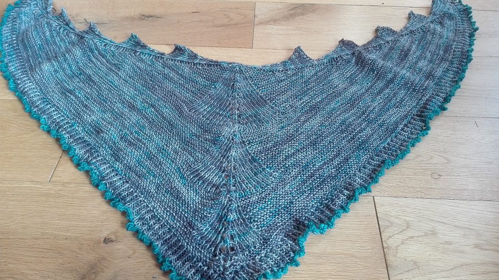 Sharktooth Shawl